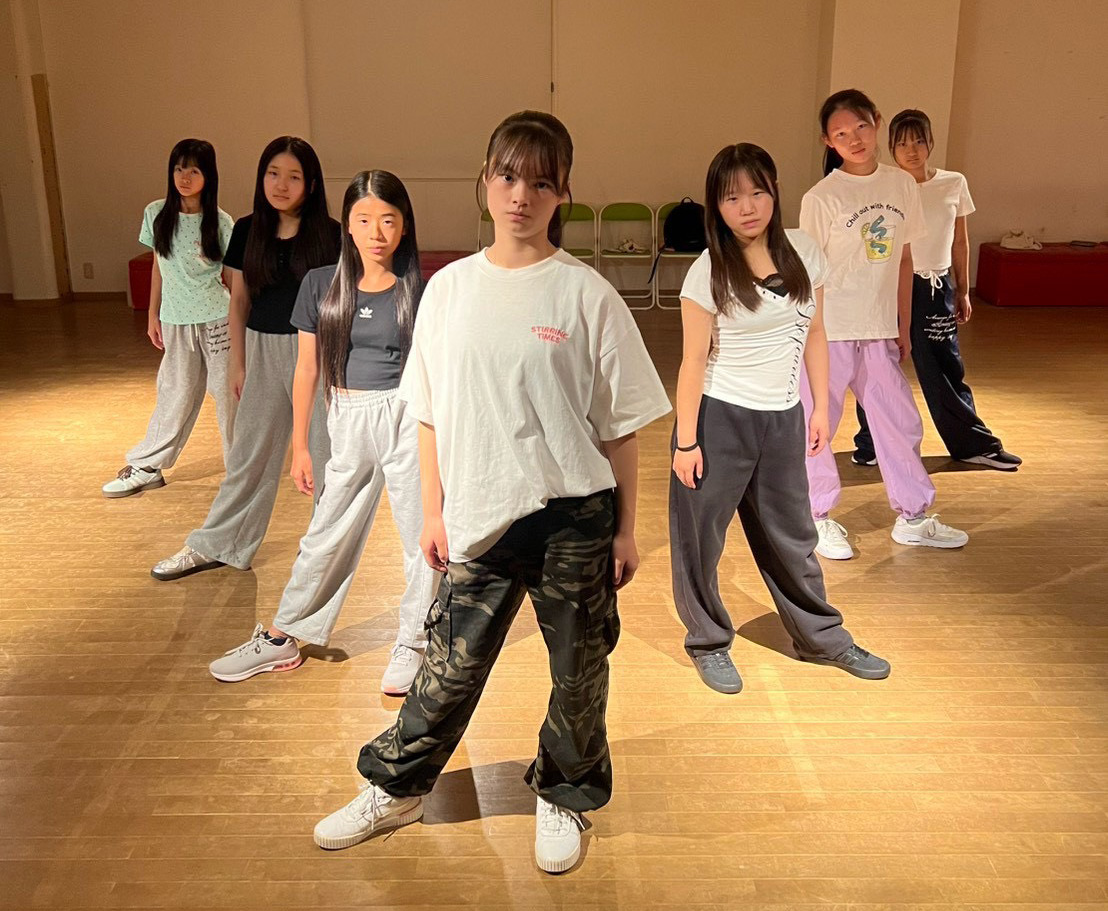 DANCE STUDIO JIGGY